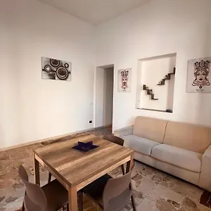https://apt-a-casa-di-carlo.sicilyhotelsitaly.net